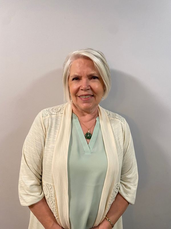 Debbie Bays